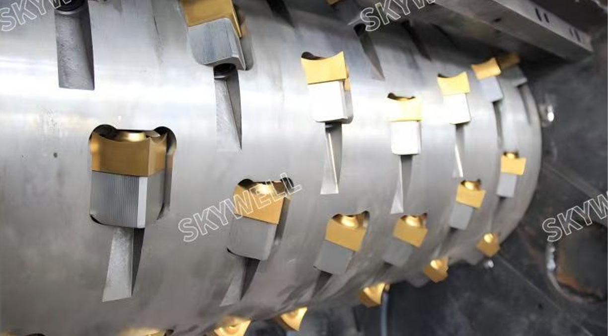 Heavy duty shredder